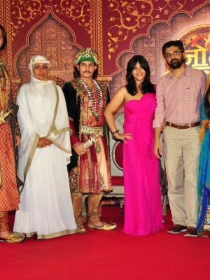 jodha akbar movie cast